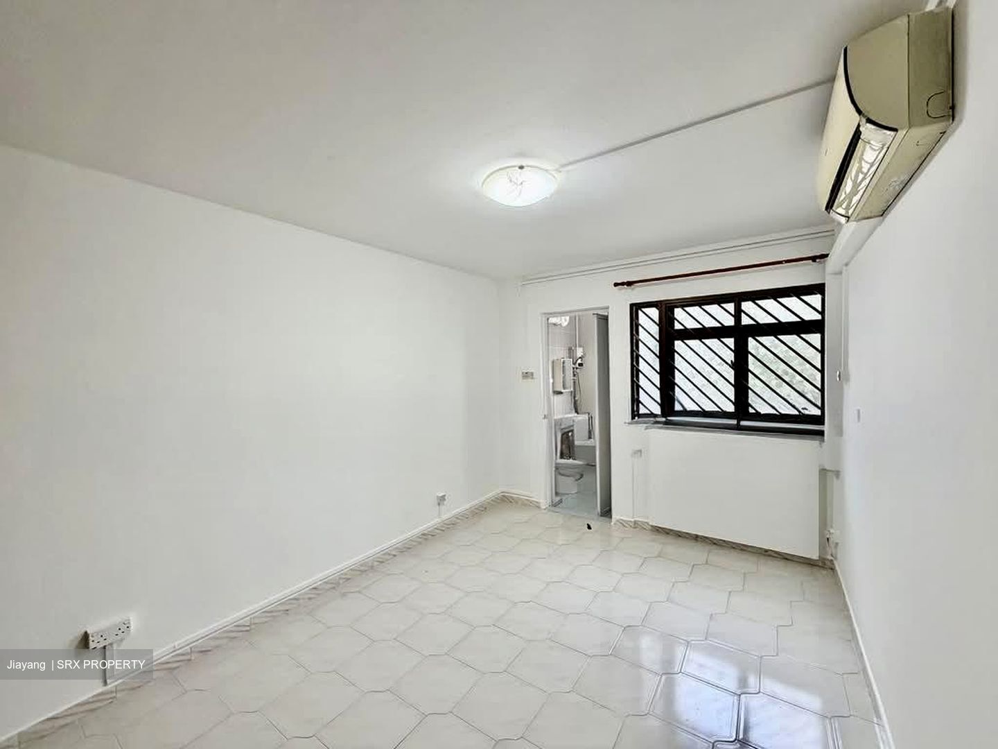 Blk 648 Hougang Avenue 8 (Hougang), HDB 3 Rooms #562921881